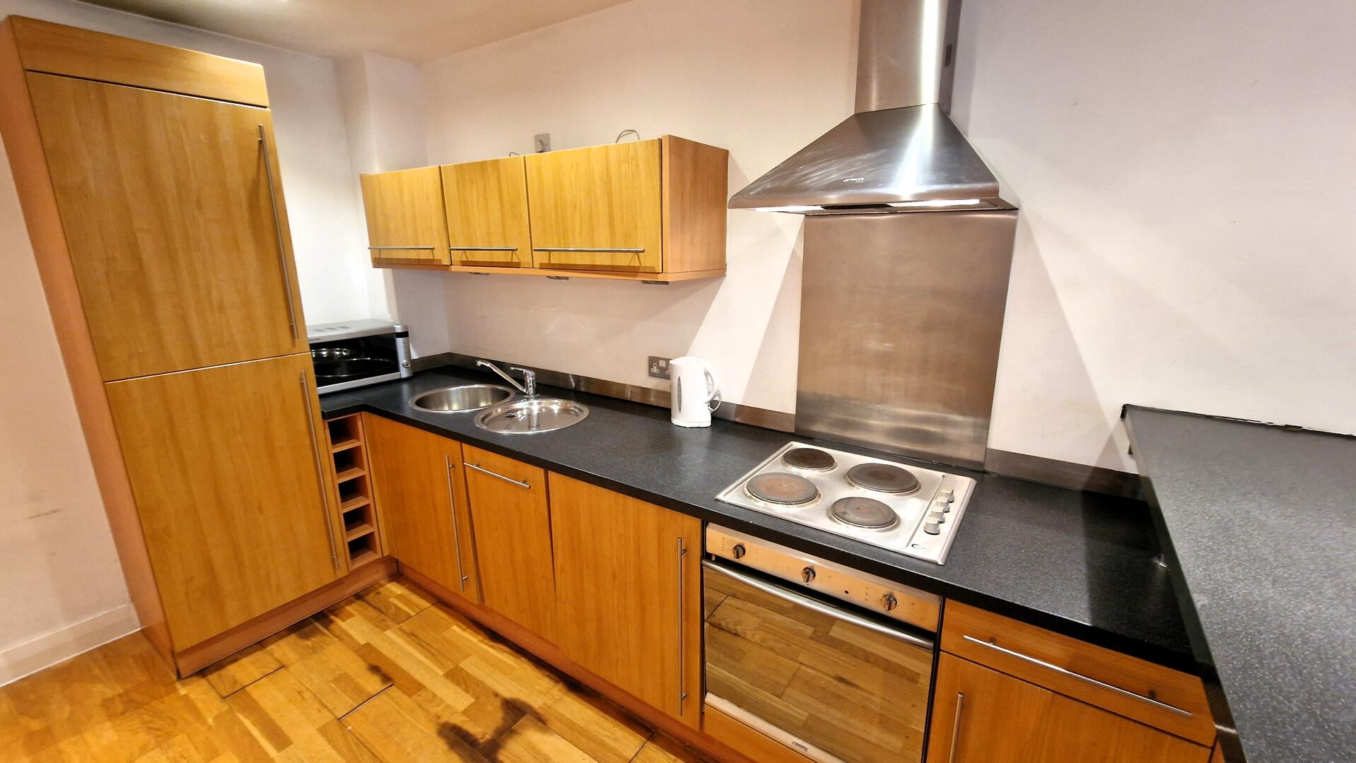 2 Lake House 66 Ellesmere Street Castlefield Locks